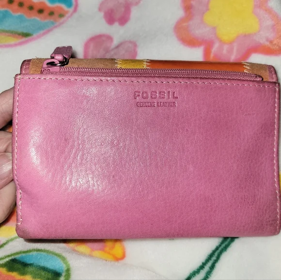 Vintage Fossil Pink Leather Patchwork Front Tri-fold - Picture 2 of 10